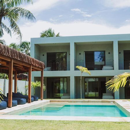 Luau Hotel غاجيرو المظهر الخارجي الصورة