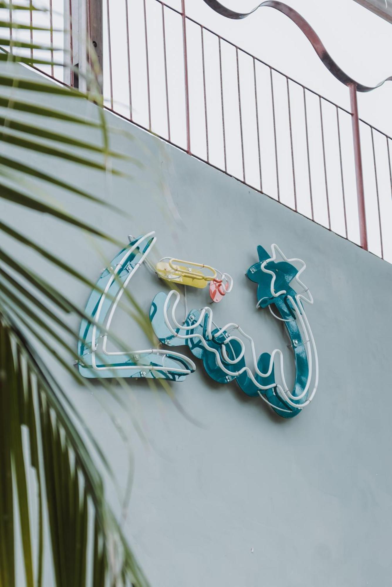 Luau Hotel غاجيرو المظهر الخارجي الصورة