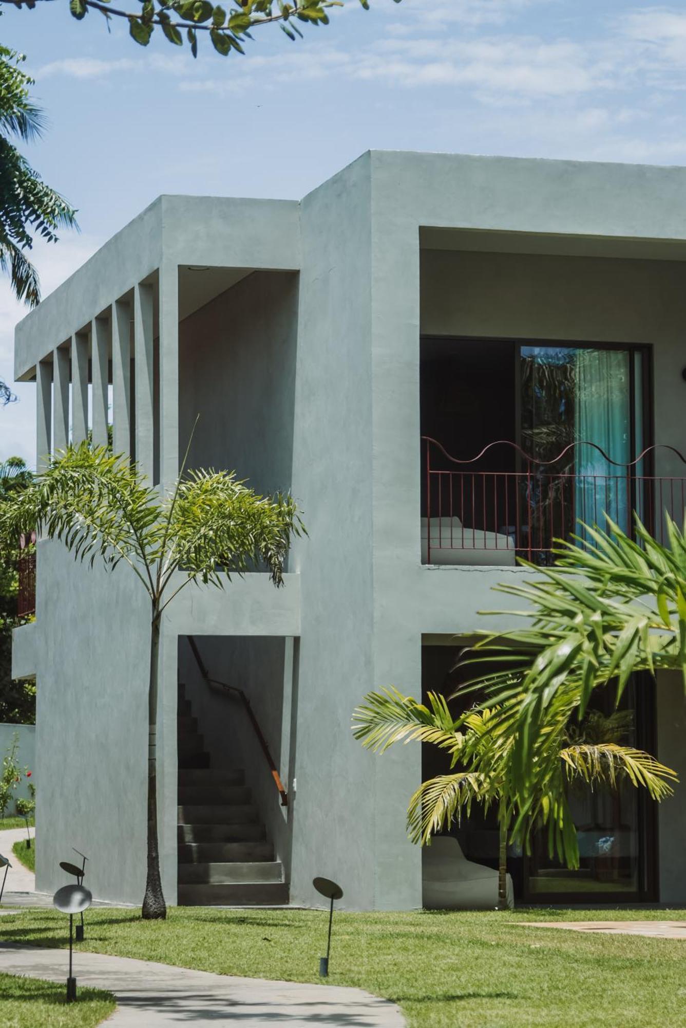 Luau Hotel غاجيرو المظهر الخارجي الصورة